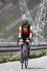 Photo #3129179 | 17-06-2023 13:08 | Passo Dello Stelvio - Peak BICYCLES