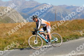 Photo #2736112 | 25-08-2022 11:11 | Passo Dello Stelvio - Peak BICYCLES