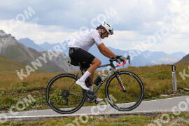 Foto #3921441 | 17-08-2023 12:52 | Passo Dello Stelvio - die Spitze BICYCLES