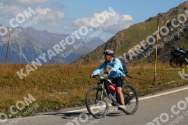 Photo #2666251 | 16-08-2022 11:16 | Passo Dello Stelvio - Peak BICYCLES