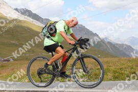 Photo #4036511 | 23-08-2023 12:49 | Passo Dello Stelvio - Peak BICYCLES