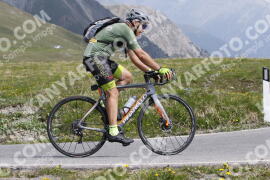 Photo #3252178 | 27-06-2023 11:06 | Passo Dello Stelvio - Peak BICYCLES