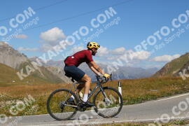 Photo #2669423 | 16-08-2022 12:27 | Passo Dello Stelvio - Peak BICYCLES