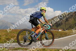 Photo #4034590 | 23-08-2023 11:30 | Passo Dello Stelvio - Peak BICYCLES