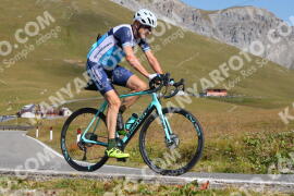 Photo #3980463 | 20-08-2023 10:24 | Passo Dello Stelvio - Peak BICYCLES