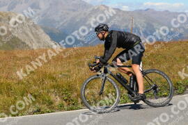Foto #2699661 | 21-08-2022 13:23 | Passo Dello Stelvio - die Spitze BICYCLES