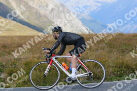 Photo #2756329 | 26-08-2022 14:05 | Passo Dello Stelvio - Peak BICYCLES