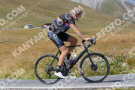 Photo #2741112 | 25-08-2022 14:52 | Passo Dello Stelvio - Peak BICYCLES