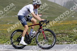 Photo #3461346 | 15-07-2023 11:15 | Passo Dello Stelvio - Peak BICYCLES