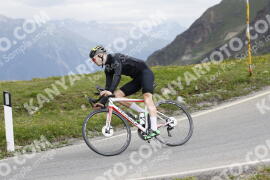 Photo #3264070 | 28-06-2023 11:12 | Passo Dello Stelvio - Peak BICYCLES