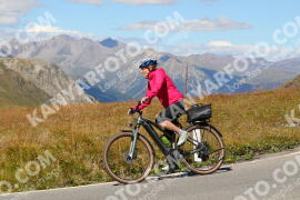 Photo #2700546 | 21-08-2022 14:30 | Passo Dello Stelvio - Peak BICYCLES