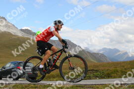 Photo #3931921 | 18-08-2023 10:48 | Passo Dello Stelvio - Peak BICYCLES