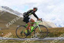 Photo #4296279 | 20-09-2023 12:30 | Passo Dello Stelvio - Peak BICYCLES