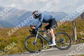 Photo #3829104 | 12-08-2023 10:22 | Passo Dello Stelvio - Peak BICYCLES