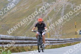 Photo #4296424 | 20-09-2023 13:07 | Passo Dello Stelvio - Peak BICYCLES