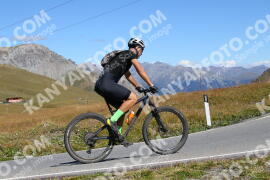 Photo #2697496 | 21-08-2022 11:21 | Passo Dello Stelvio - Peak BICYCLES