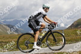 Photo #3714495 | 03-08-2023 11:00 | Passo Dello Stelvio - Peak BICYCLES