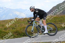 Photo #3921239 | 17-08-2023 12:41 | Passo Dello Stelvio - Peak BICYCLES