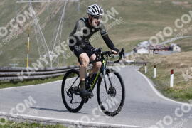 Photo #3121435 | 17-06-2023 10:00 | Passo Dello Stelvio - Peak BICYCLES