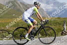 Photo #3458025 | 15-07-2023 10:07 | Passo Dello Stelvio - Peak BICYCLES