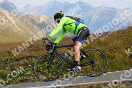 Foto #3828930 | 12-08-2023 09:52 | Passo Dello Stelvio - die Spitze BICYCLES