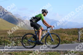 Foto #4033520 | 23-08-2023 09:13 | Passo Dello Stelvio - die Spitze BICYCLES