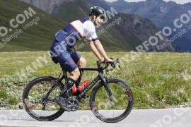 Photo #3311114 | 02-07-2023 10:52 | Passo Dello Stelvio - Peak BICYCLES