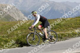 Photo #3526776 | 18-07-2023 11:15 | Passo Dello Stelvio - Peak BICYCLES
