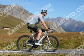 Photo #4154401 | 04-09-2023 11:00 | Passo Dello Stelvio - Peak BICYCLES