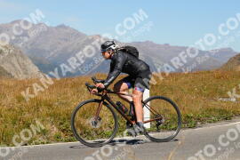 Photo #2732137 | 24-08-2022 13:11 | Passo Dello Stelvio - Peak BICYCLES