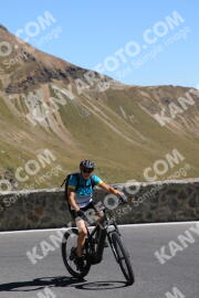Photo #2718336 | 23-08-2022 12:34 | Passo Dello Stelvio - Prato side BICYCLES