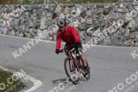 Fotó #3721711 | 04-08-2023 12:55 | Passo Dello Stelvio - Vízesés kanyar Bicajosok