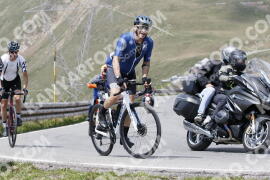 Photo #3156263 | 18-06-2023 13:30 | Passo Dello Stelvio - Peak BICYCLES