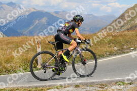 Foto #2754247 | 26-08-2022 12:48 | Passo Dello Stelvio - die Spitze BICYCLES