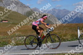 Foto #2666892 | 16-08-2022 11:32 | Passo Dello Stelvio - die Spitze BICYCLES
