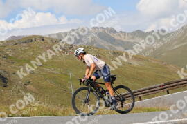 Photo #3894536 | 15-08-2023 11:08 | Passo Dello Stelvio - Peak BICYCLES