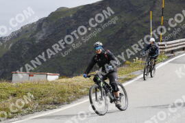 Foto #3693412 | 02-08-2023 10:28 | Passo Dello Stelvio - die Spitze BICYCLES