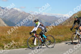 Foto #2699029 | 21-08-2022 12:49 | Passo Dello Stelvio - die Spitze BICYCLES