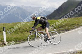 Foto #3361768 | 06-07-2023 10:25 | Passo Dello Stelvio - die Spitze BICYCLES