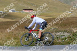 Foto #2755954 | 26-08-2022 13:43 | Passo Dello Stelvio - die Spitze BICYCLES