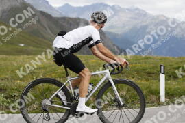 Photo #3310377 | 02-07-2023 10:10 | Passo Dello Stelvio - Peak BICYCLES