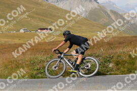Foto #2681470 | 17-08-2022 14:40 | Passo Dello Stelvio - die Spitze BICYCLES