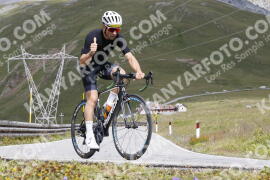 Photo #3648744 | 30-07-2023 11:16 | Passo Dello Stelvio - Peak BICYCLES