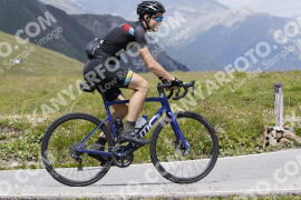 Photo #3537553 | 19-07-2023 13:32 | Passo Dello Stelvio - Peak BICYCLES