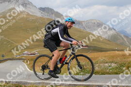 Photo #2680571 | 17-08-2022 13:43 | Passo Dello Stelvio - Peak BICYCLES