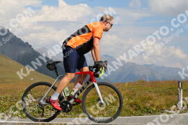 Photo #3894702 | 15-08-2023 11:15 | Passo Dello Stelvio - Peak BICYCLES