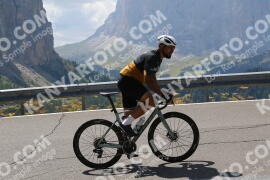 Photo #2575974 | 10-08-2022 13:36 | Gardena Pass BICYCLES