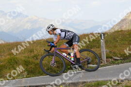 Photo #4037591 | 23-08-2023 13:44 | Passo Dello Stelvio - Peak BICYCLES