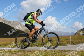Photo #3911713 | 16-08-2023 11:21 | Passo Dello Stelvio - Peak BICYCLES