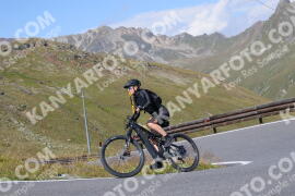 Photo #3894275 | 15-08-2023 10:33 | Passo Dello Stelvio - Peak BICYCLES